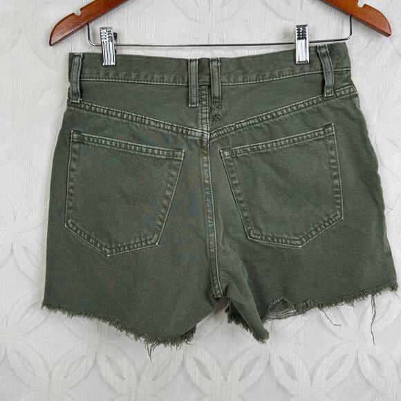 WE THE FREE Free People Makai Cutoff Shorts Khaki Green Distressed Raw Hem 27 - Picture 8 of 9